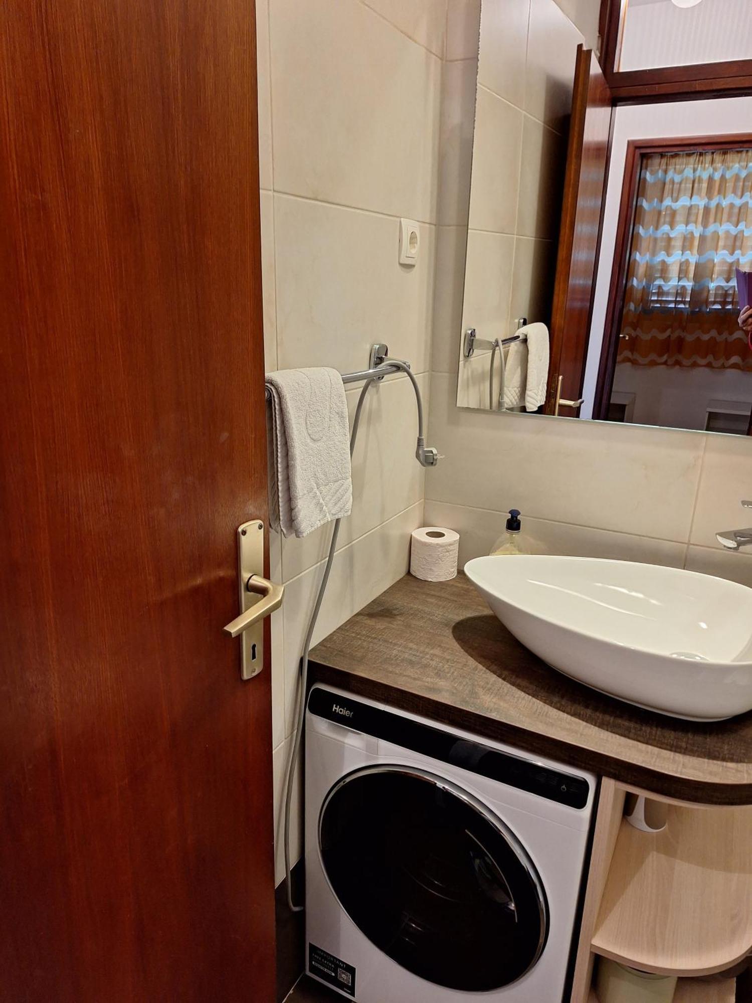 Apartmani Mw , Zuti Apartman Baška Zewnętrze zdjęcie